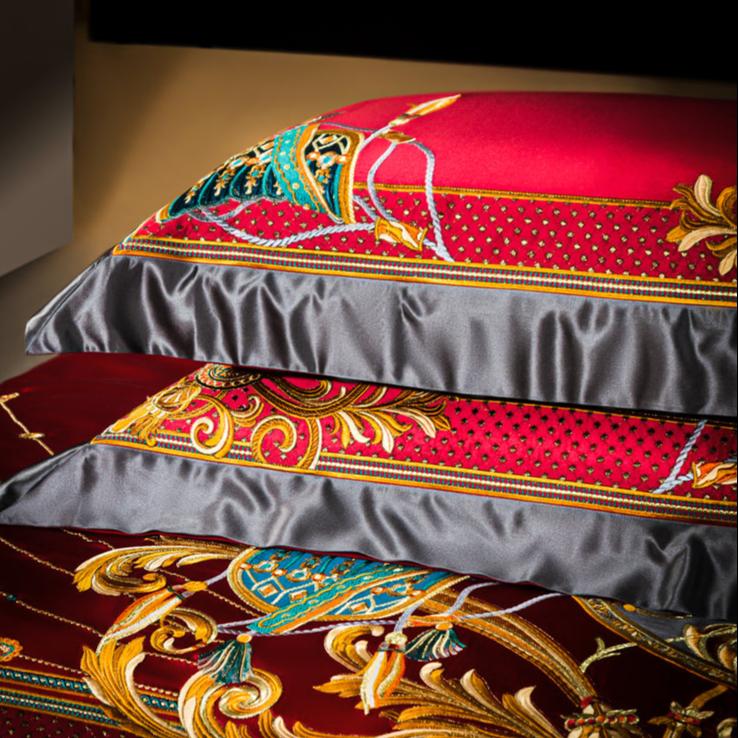 Aristocrat Red Luxury Bedding Set