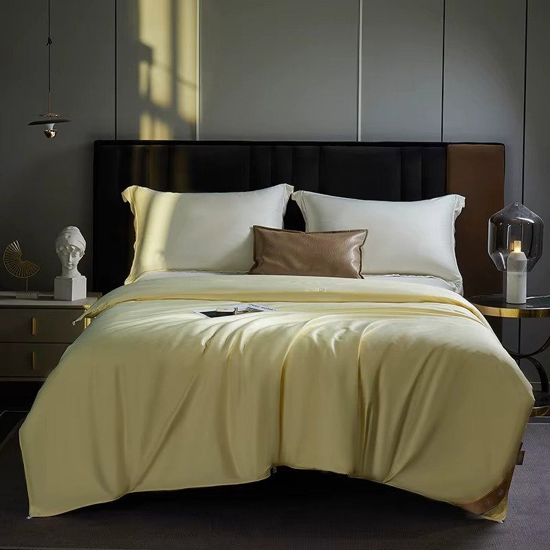 Mulberry Silk Comforter