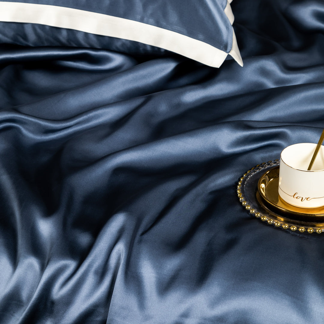 Premium Navy Blue Mulberry Silk 22 mm Bedding Set