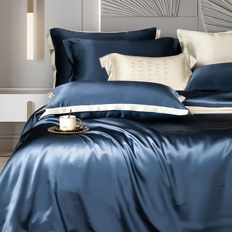 Premium Navy Blue Mulberry Silk 22 mm Bedding Set